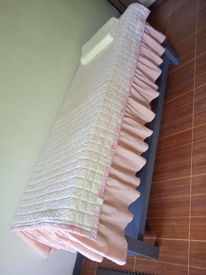 Clarin  Sarah'S Garden Bnb & Spa Bed & Breakfast エクステリア 写真