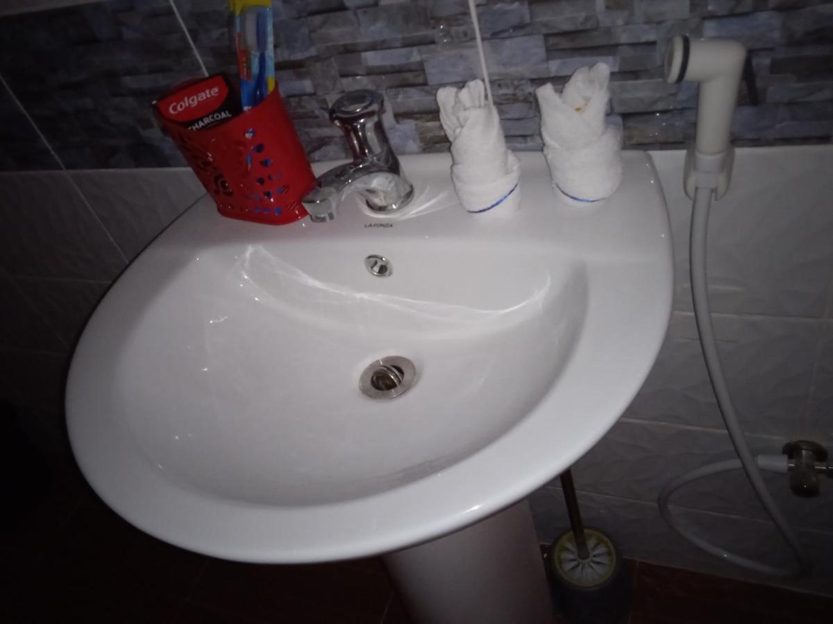Clarin  Sarah'S Garden Bnb & Spa Bed & Breakfast エクステリア 写真