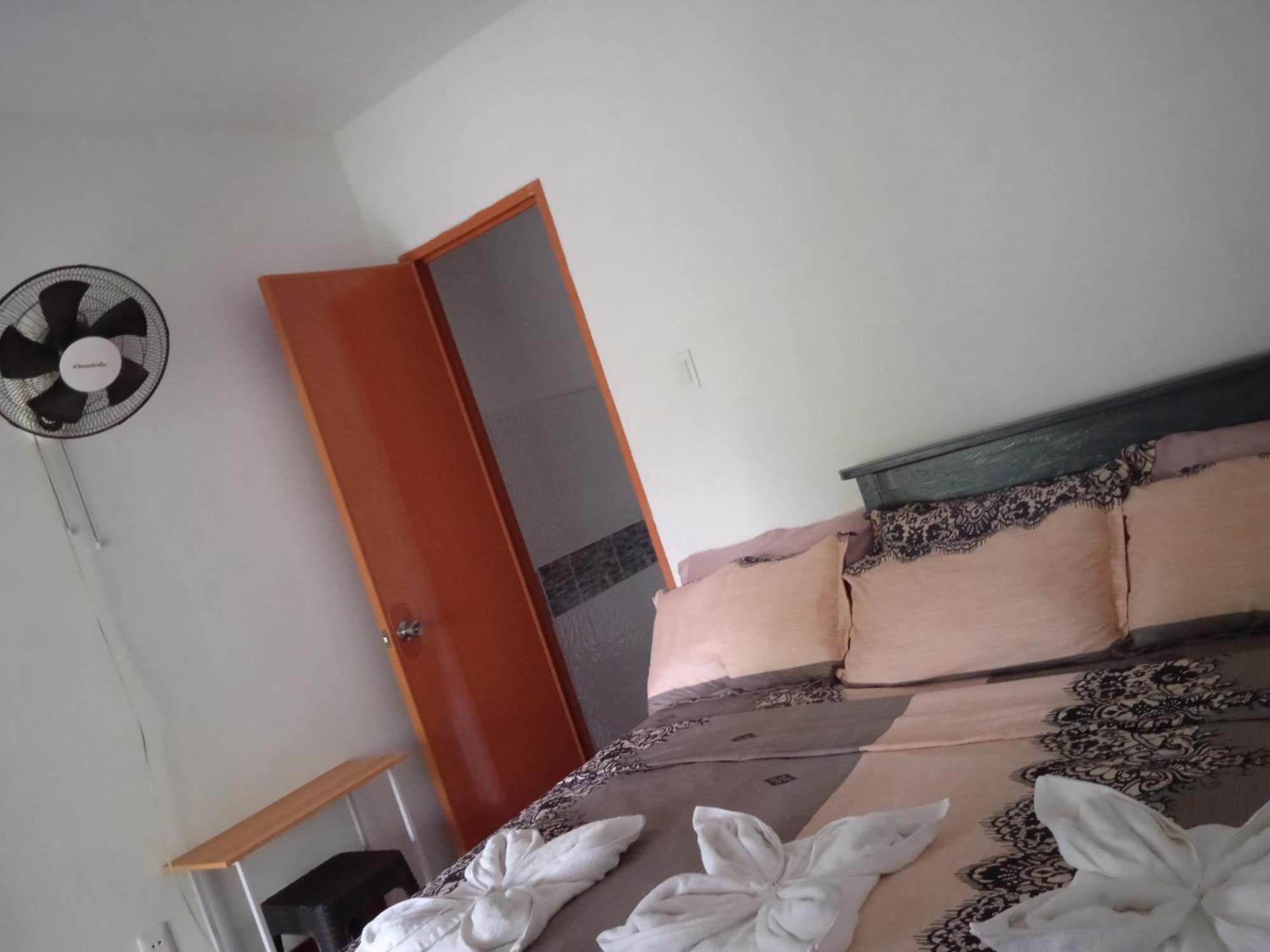 Clarin  Sarah'S Garden Bnb & Spa Bed & Breakfast エクステリア 写真