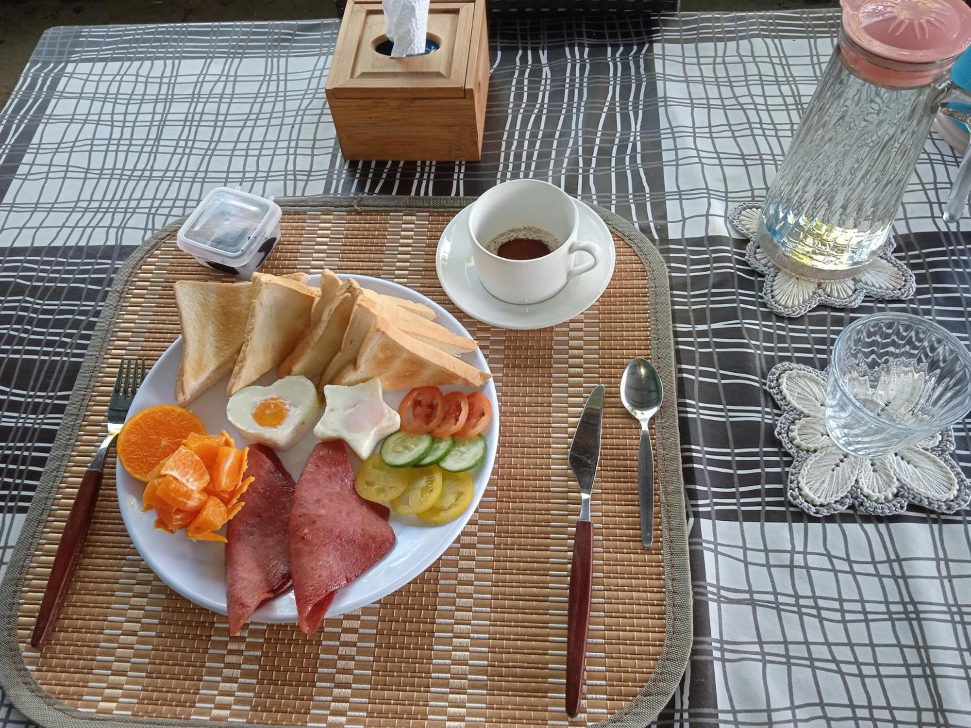 Clarin  Sarah'S Garden Bnb & Spa Bed & Breakfast エクステリア 写真