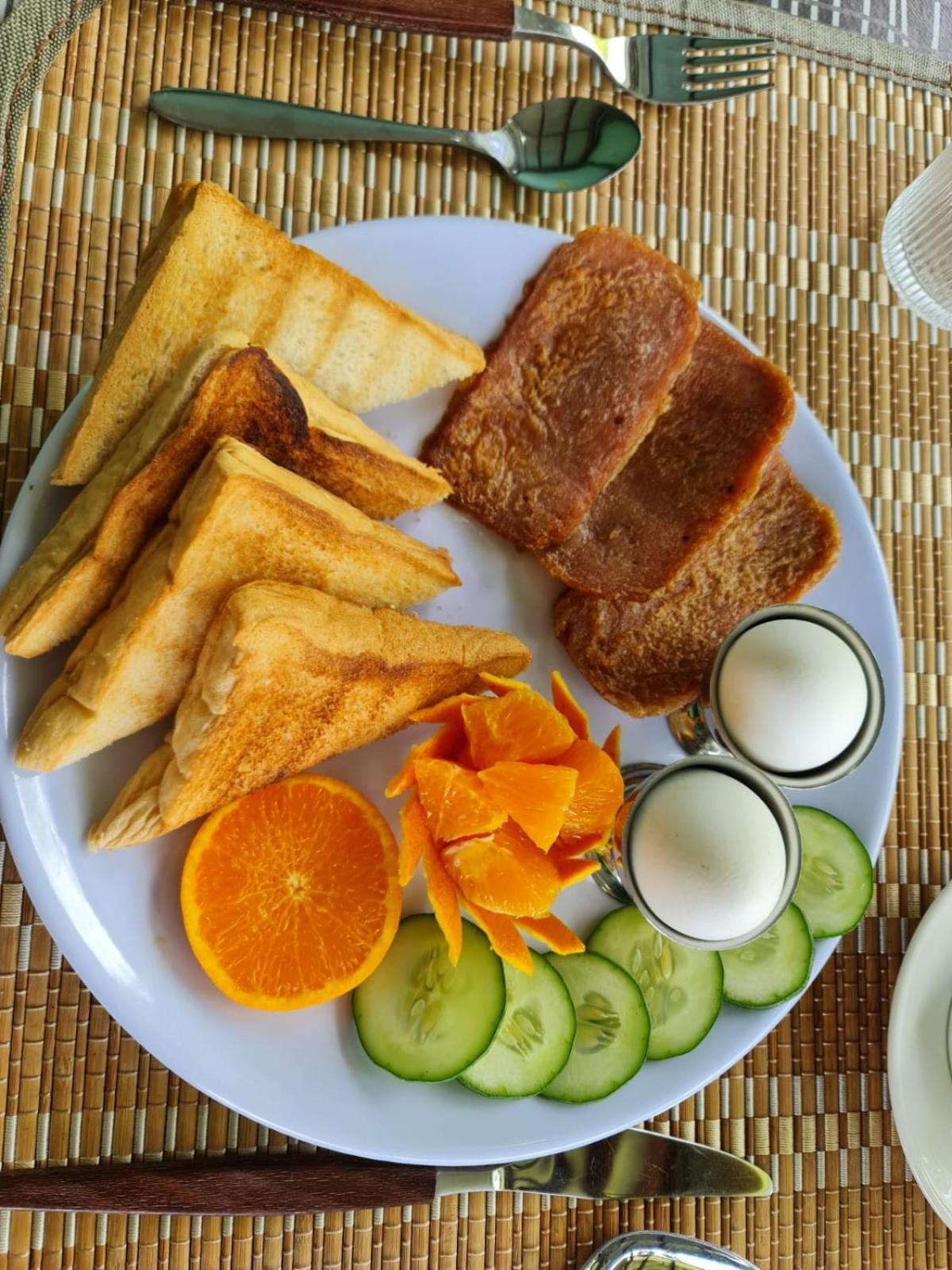 Clarin  Sarah'S Garden Bnb & Spa Bed & Breakfast エクステリア 写真