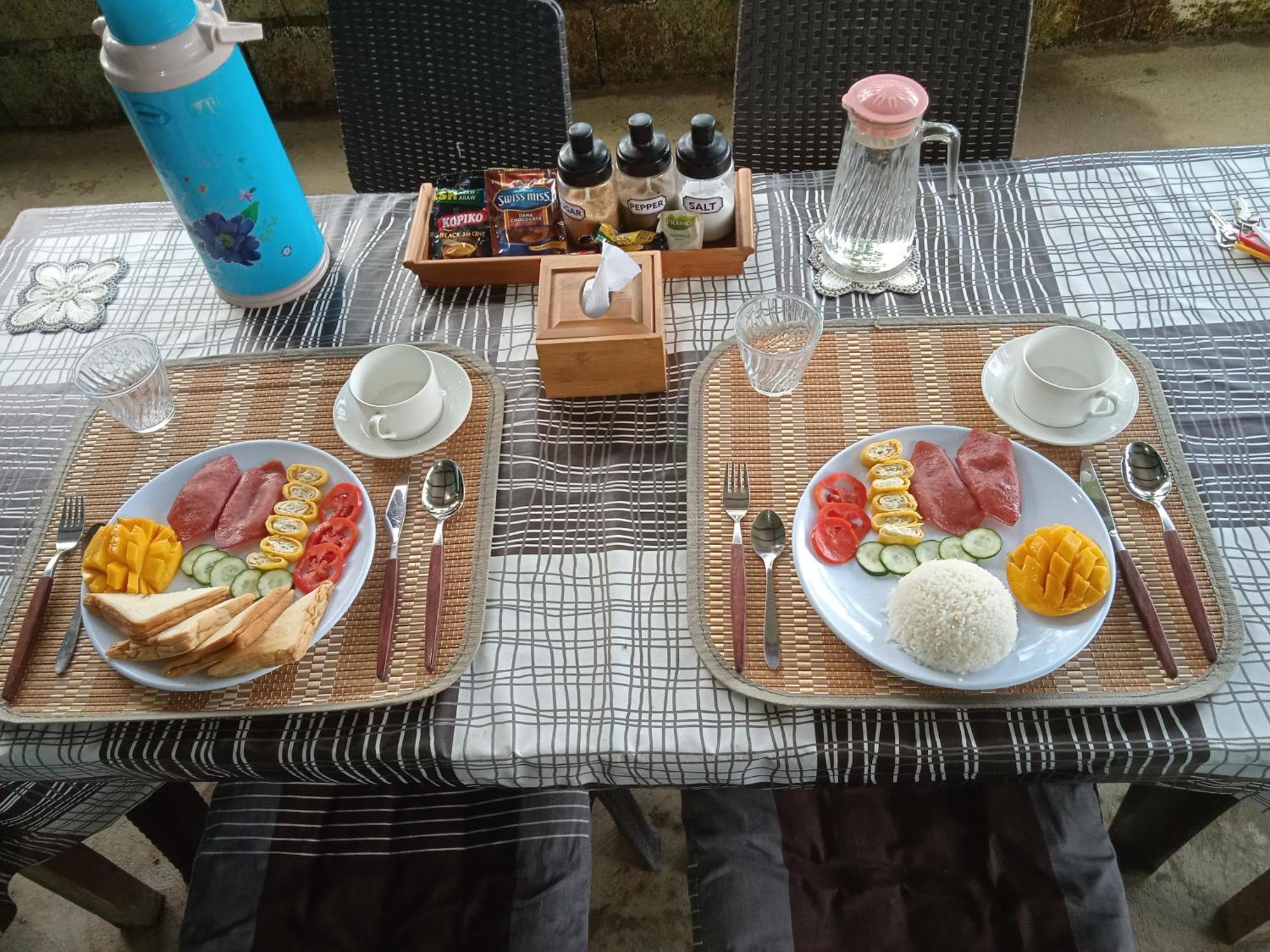 Clarin  Sarah'S Garden Bnb & Spa Bed & Breakfast エクステリア 写真