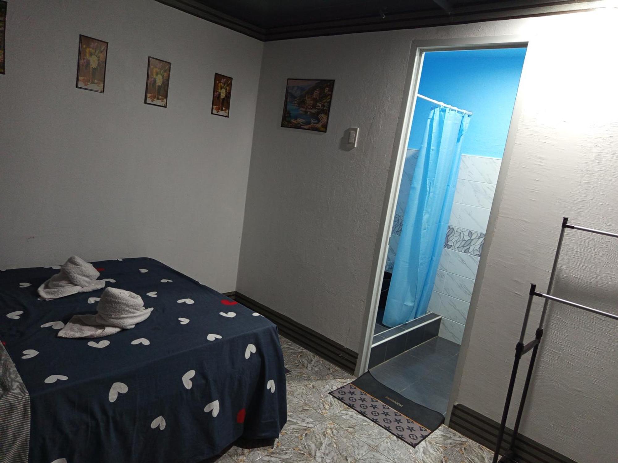 Clarin  Sarah'S Garden Bnb & Spa Bed & Breakfast エクステリア 写真